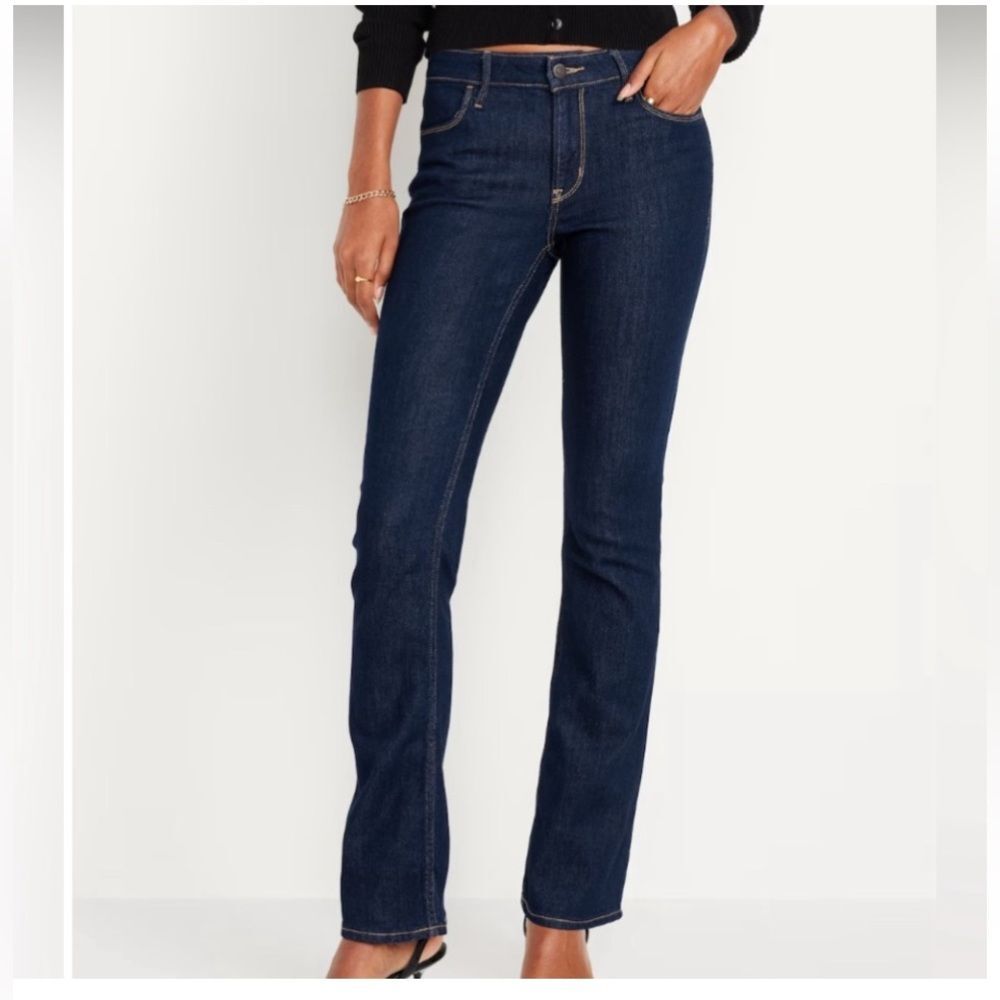 Old Navy Mid-Rise Wow Bootcut Jeans – Size 4 in Dark Wash New